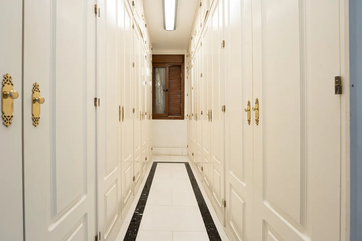 49df599b-1057-4fb2-9c8a-879b98eb1618