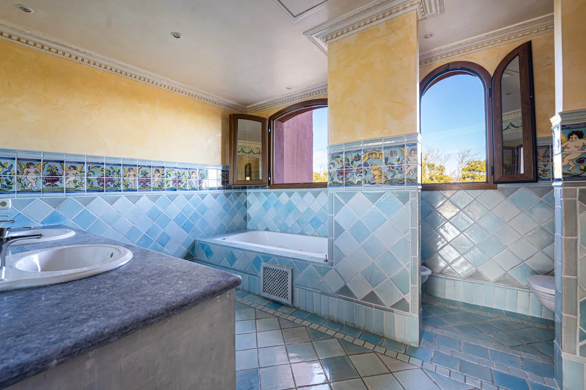 4d03e266-7100-4cb3-b162-ccd67382e8aa