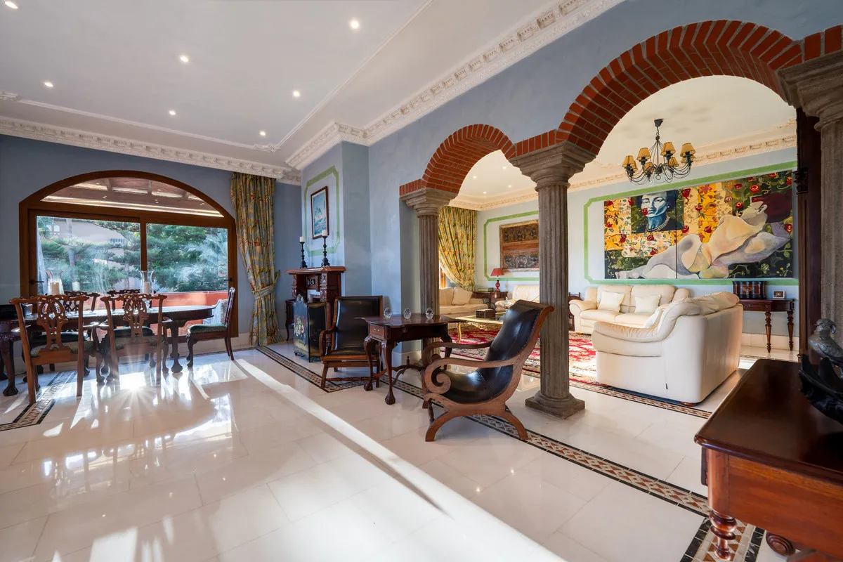 4f63929b-a4d0-4f38-80c5-af991bb0d8cd