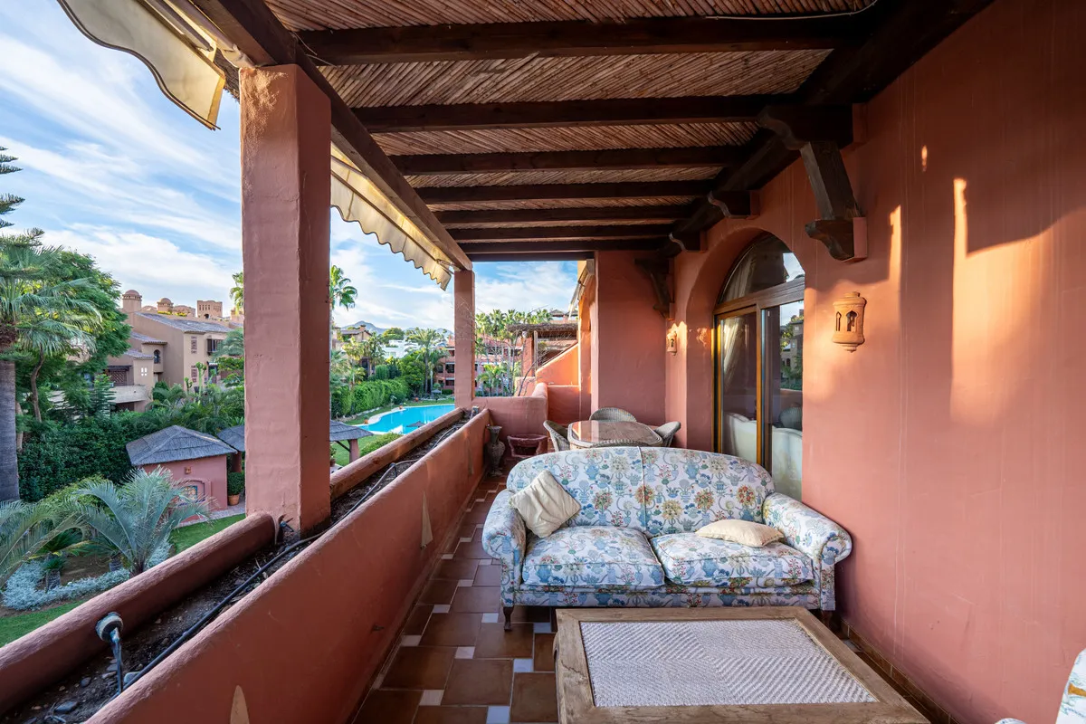 ac13937c-6c53-4f0b-aebb-32cb7efcc323