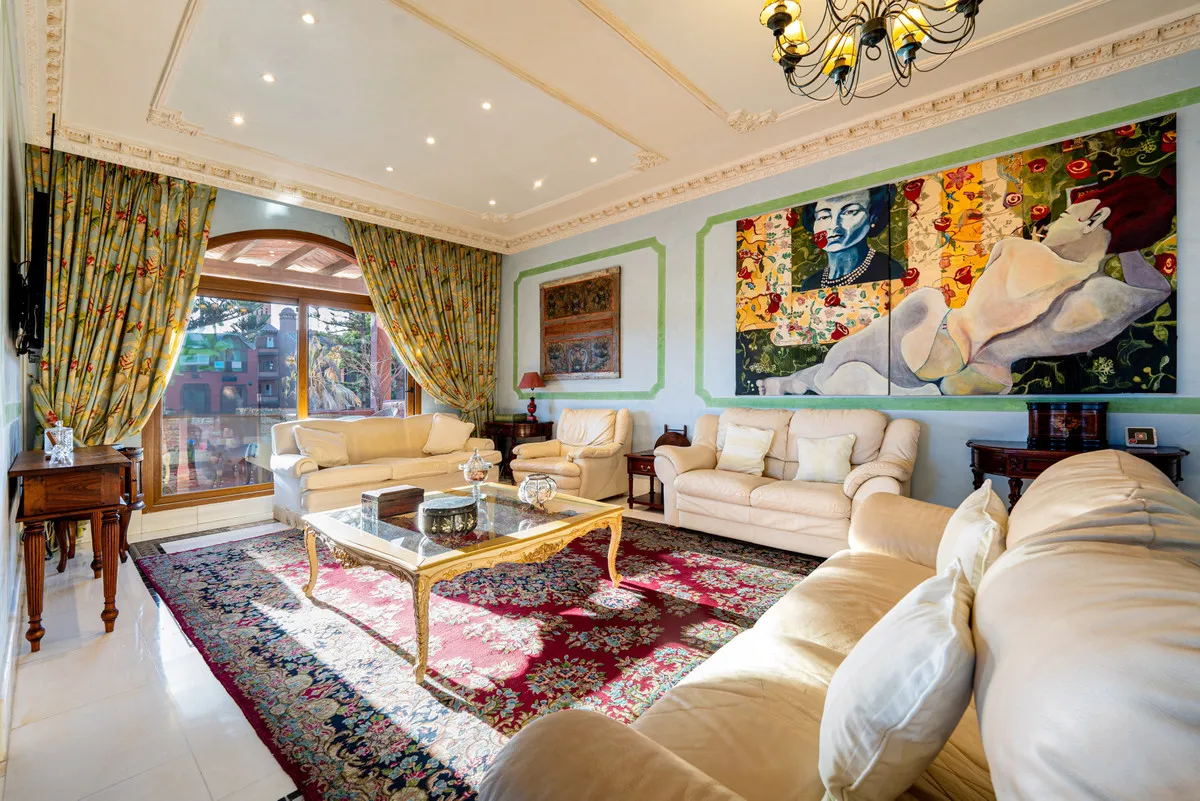 ccf5f37a-0040-4fe5-ba3c-8f213e9a0295