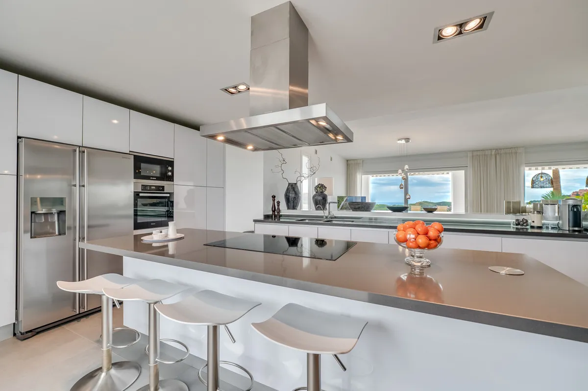 66b39b8c-08d4-4008-81ef-22fec7f5cb68