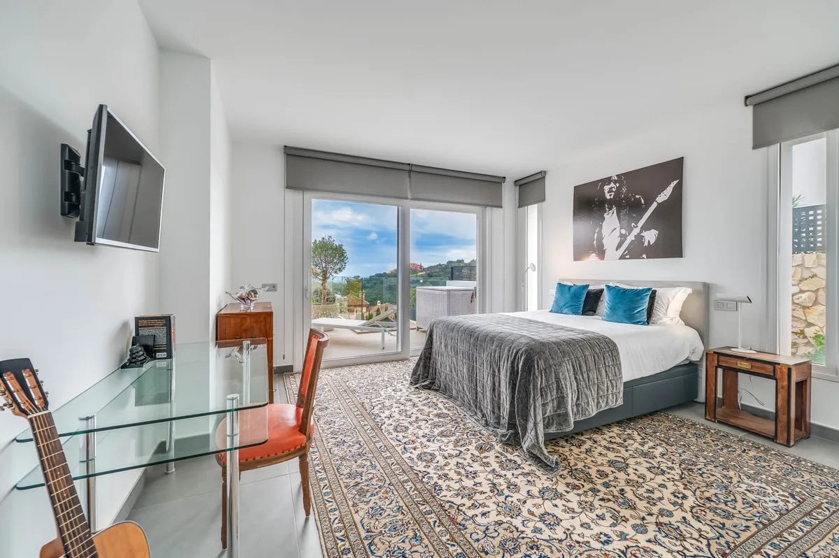 6c3df623-b69c-4c01-ad58-eb41115fb10f