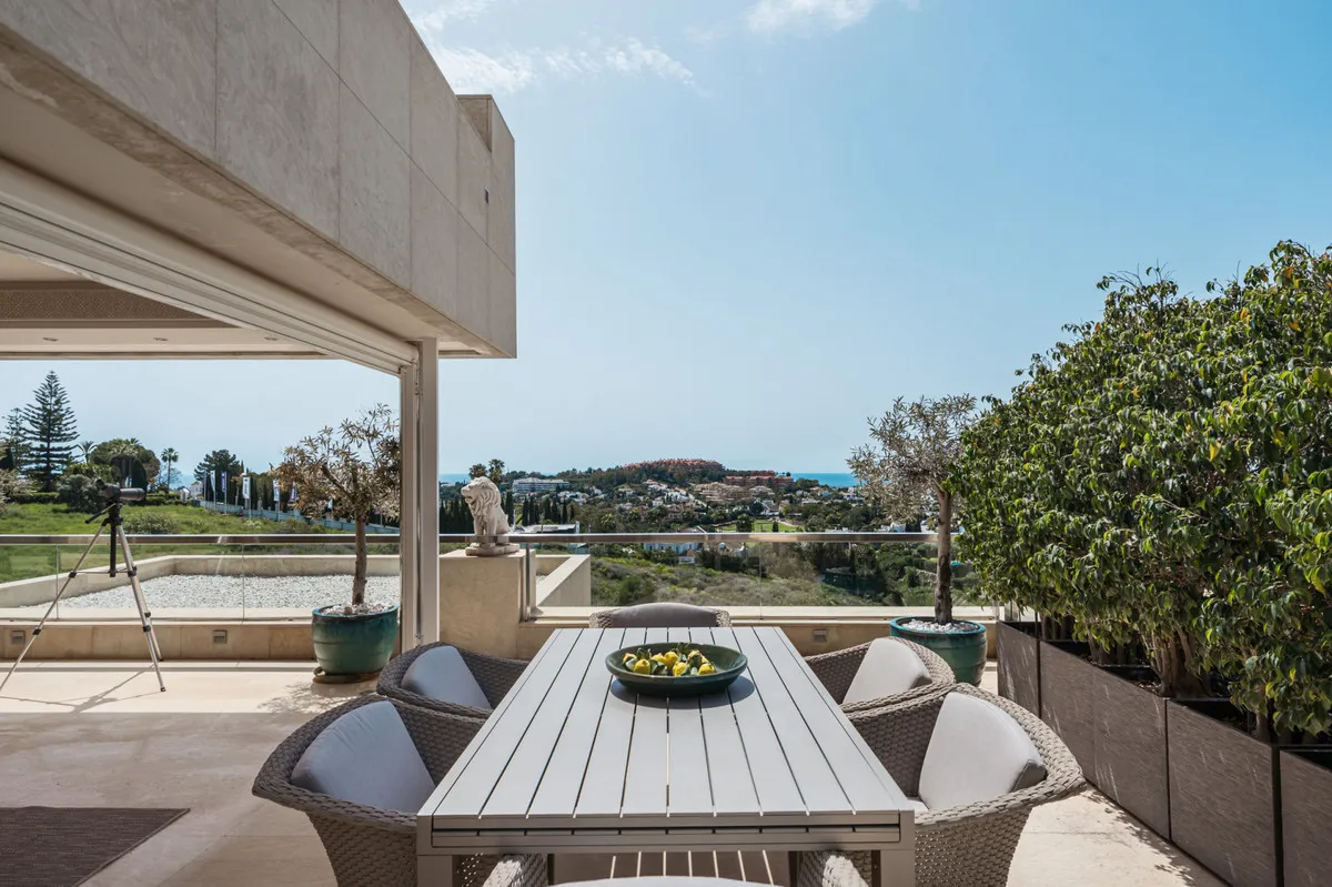 479c9e6e-1fec-4157-a840-307acf776161