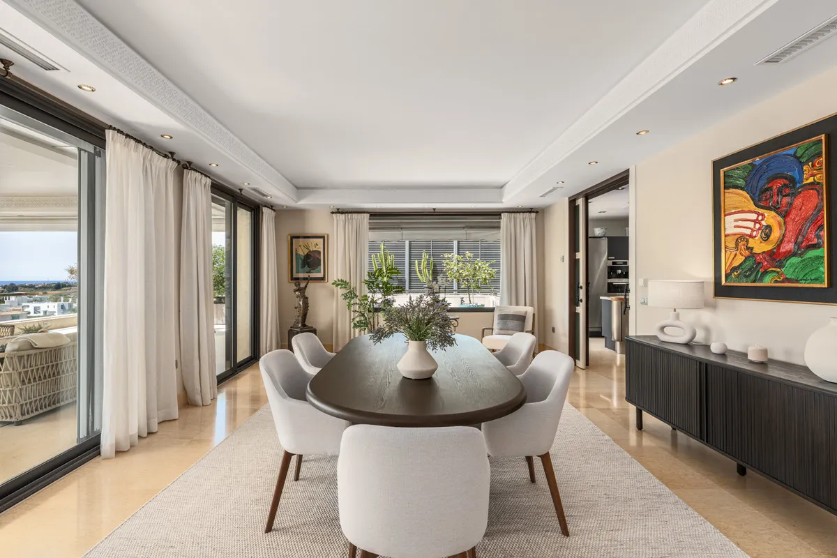 fb6cd8f5-2519-4b44-a9d8-cda5cd57294b