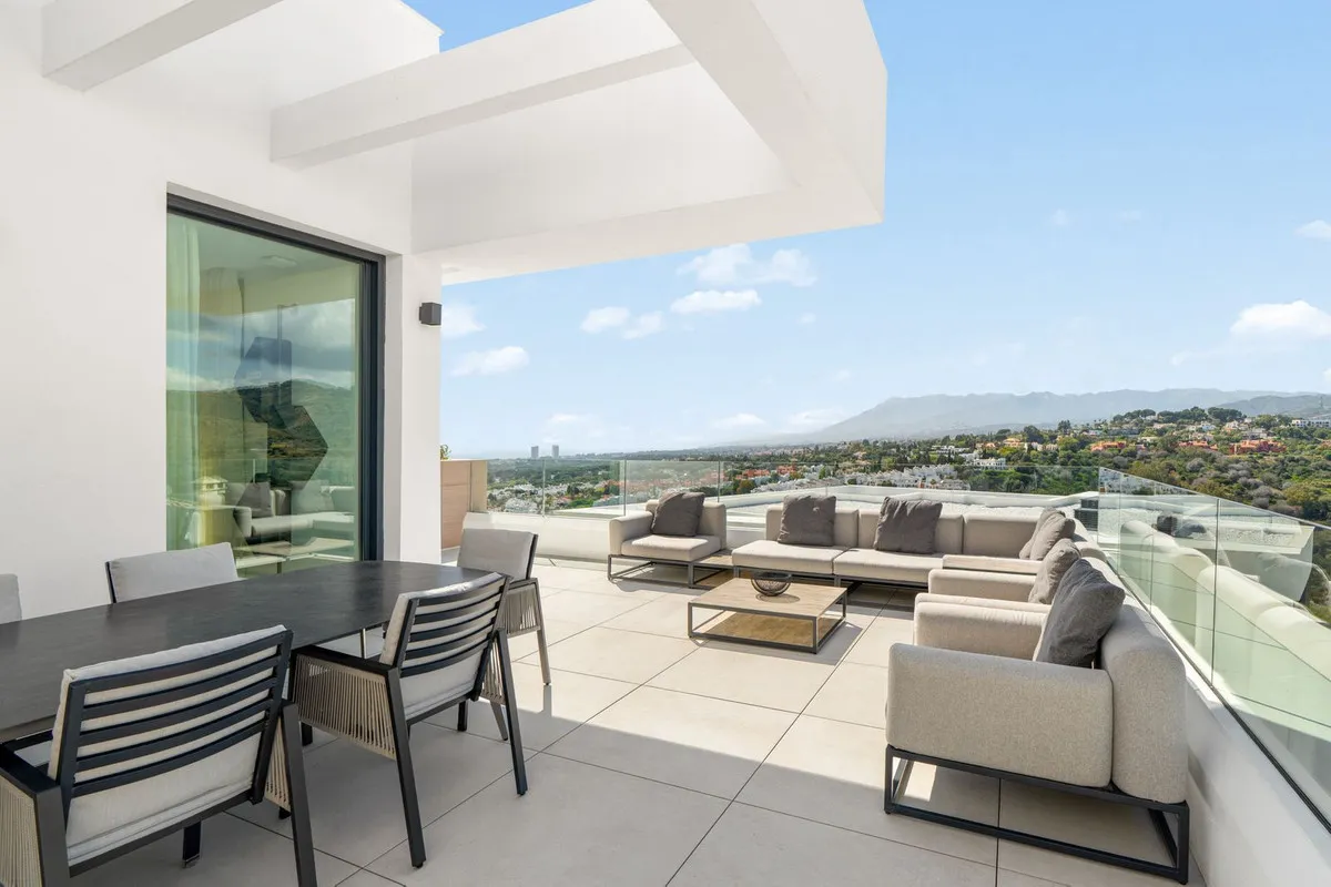 0cf697aa-0c03-4a79-9a8e-f71b99989308