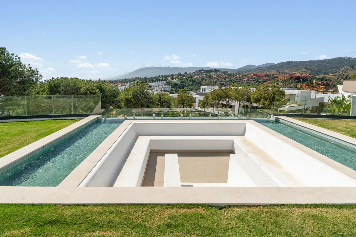 887d3c47-9fa9-4626-bc40-5f9646269f8c