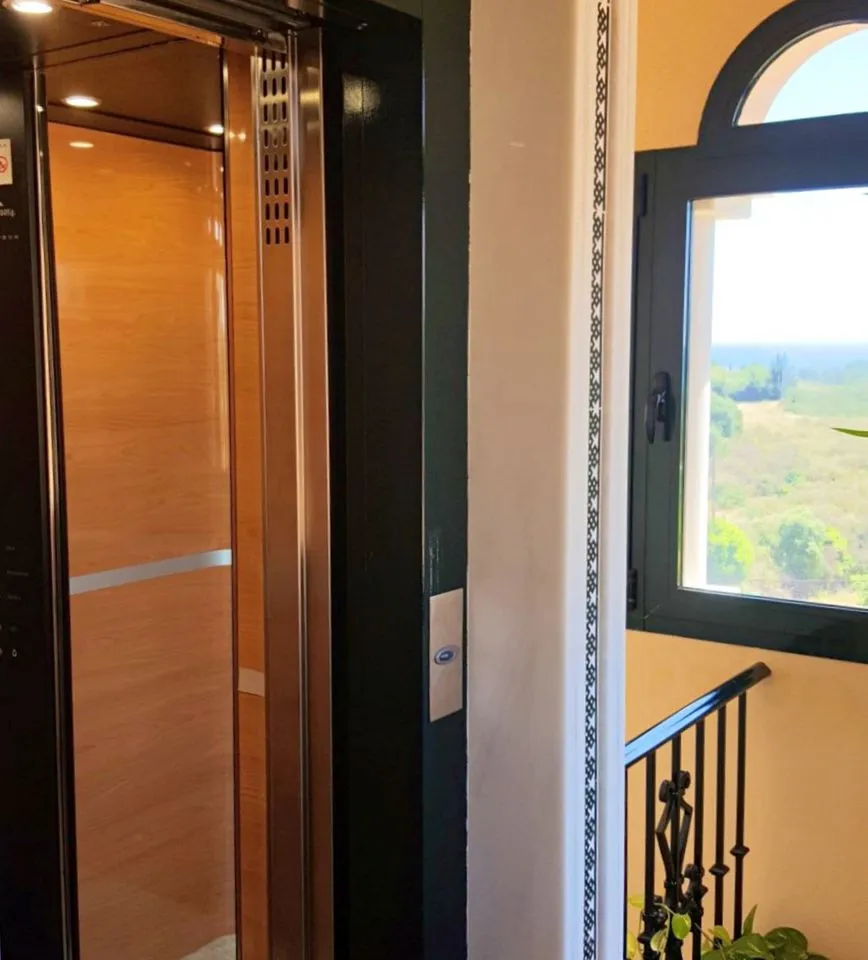 ca85392e-3d06-4500-ab60-64d89f2b378c