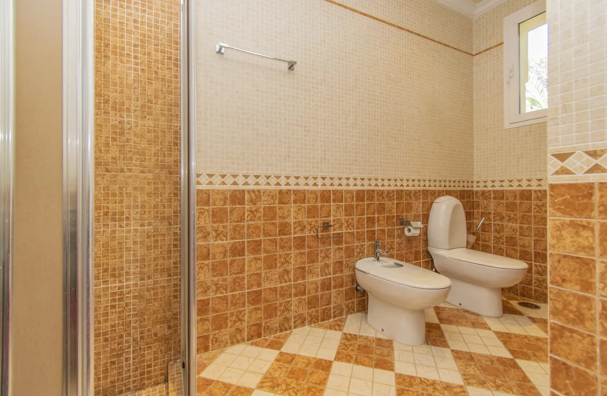 e97a70df-bf88-4be5-a3d9-ce274ac1b8f7