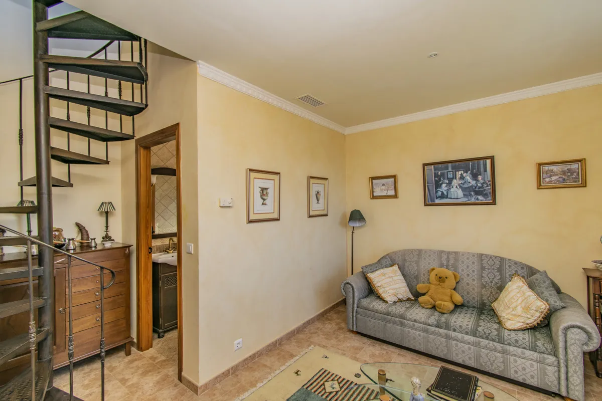 edb625ed-8c61-42e3-bdc2-20274ba31571