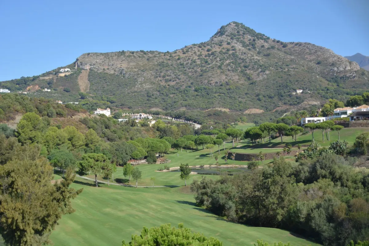 1dad8379-9dbe-4d62-8136-5979e54e200b