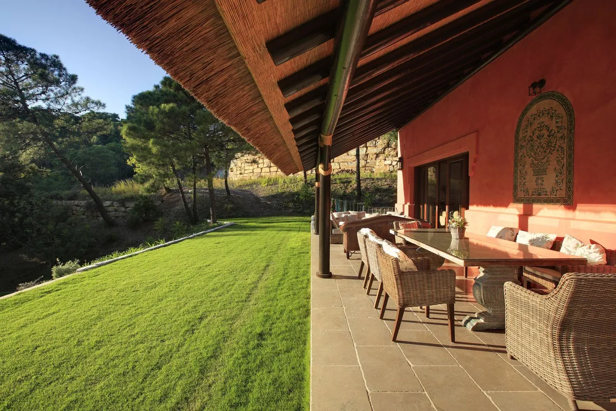 2bc8320f-a8db-49fd-93b0-fda5272ea493