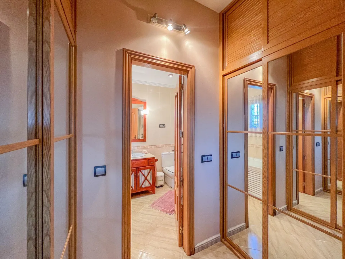 066eb32b-196f-4f15-95f8-72e73fd1bc5c