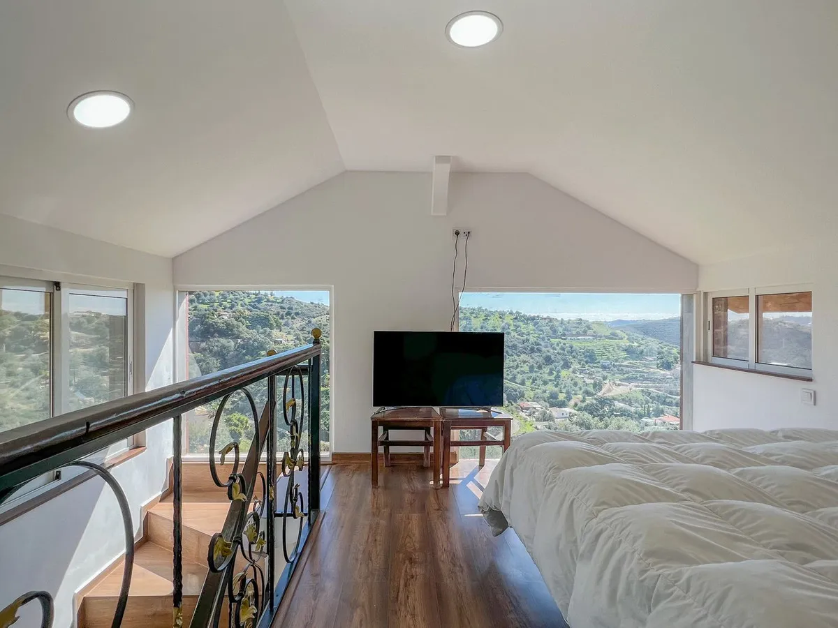 7042938c-1a4d-4d10-a8c9-4ae07c8dc61a