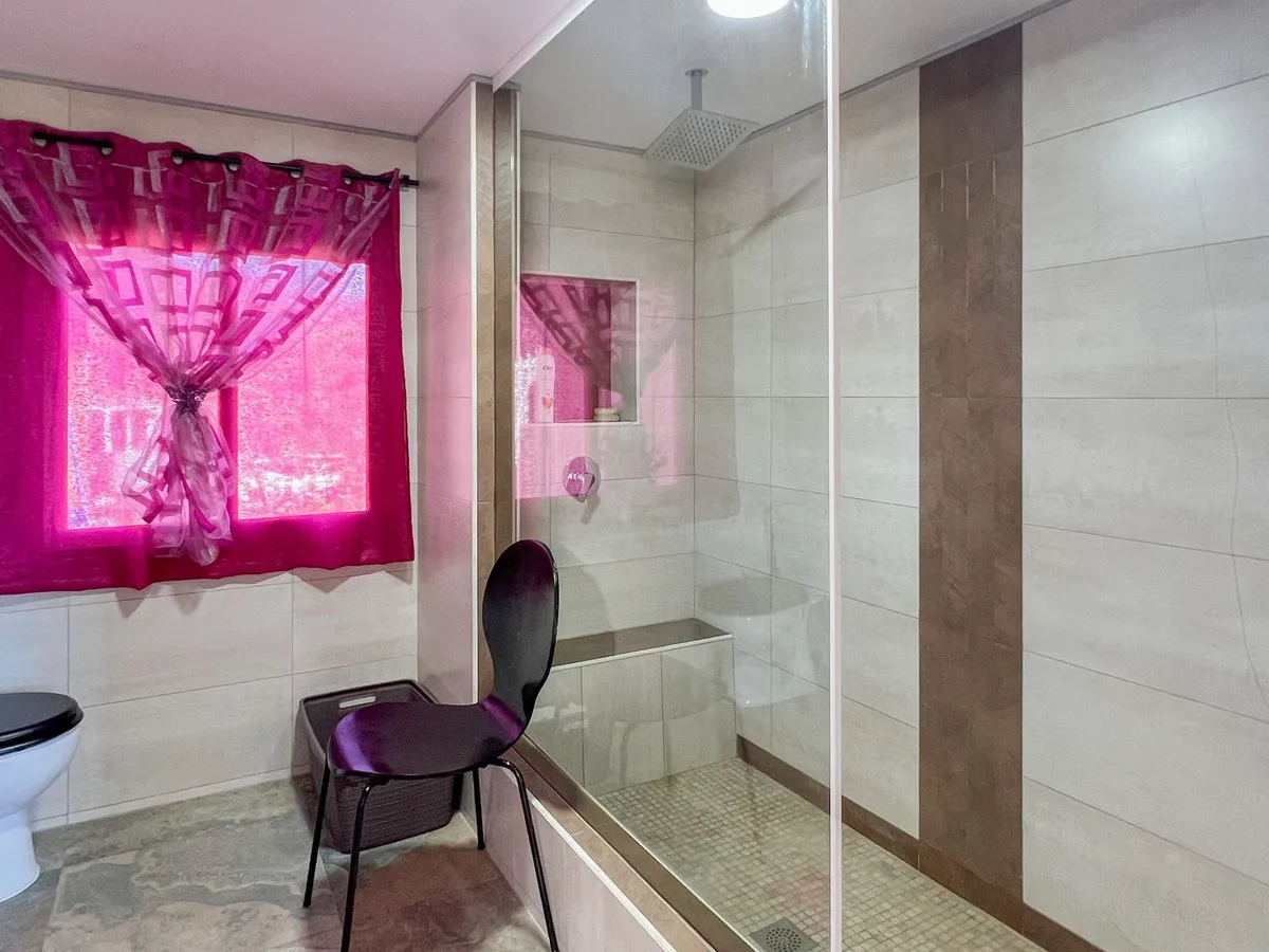 8102fa7f-c835-4fb8-8aa5-39b16c158edc