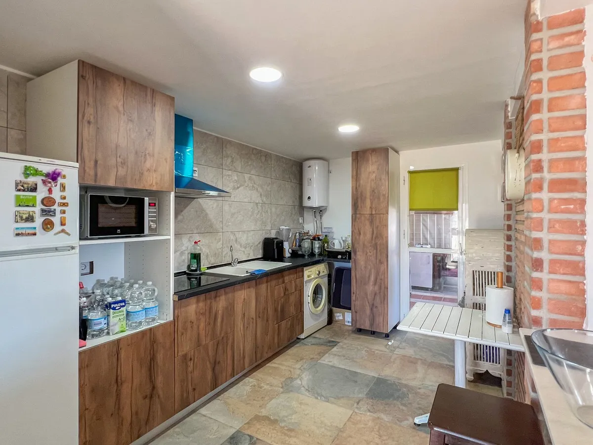 ce151468-da48-4967-94df-46965017fdd3