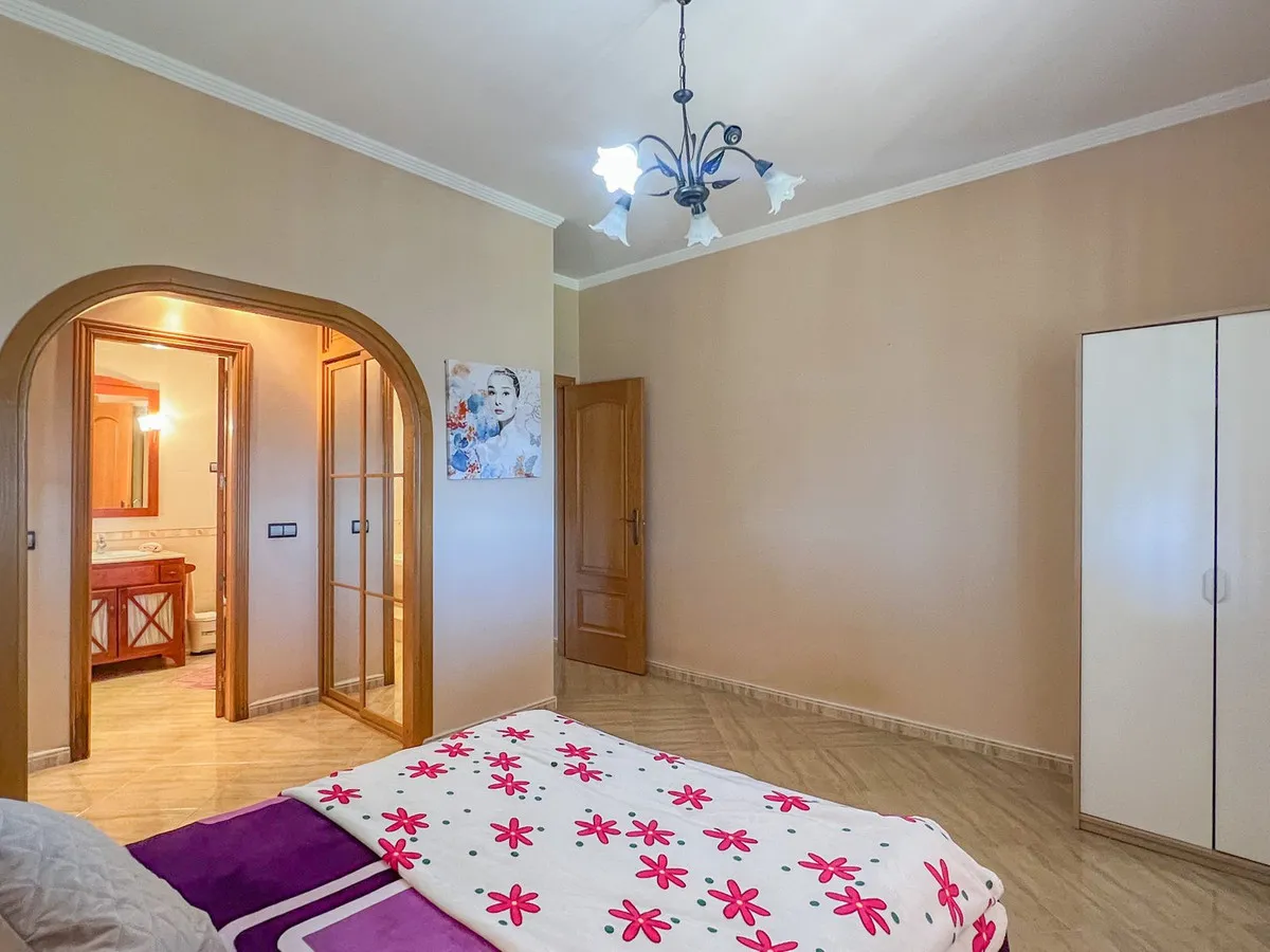 e466277a-a96e-45b1-9191-2855b0482cd8