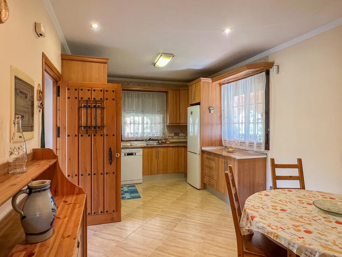 e5e05089-1504-4e3a-9cfc-cf8c945a8972