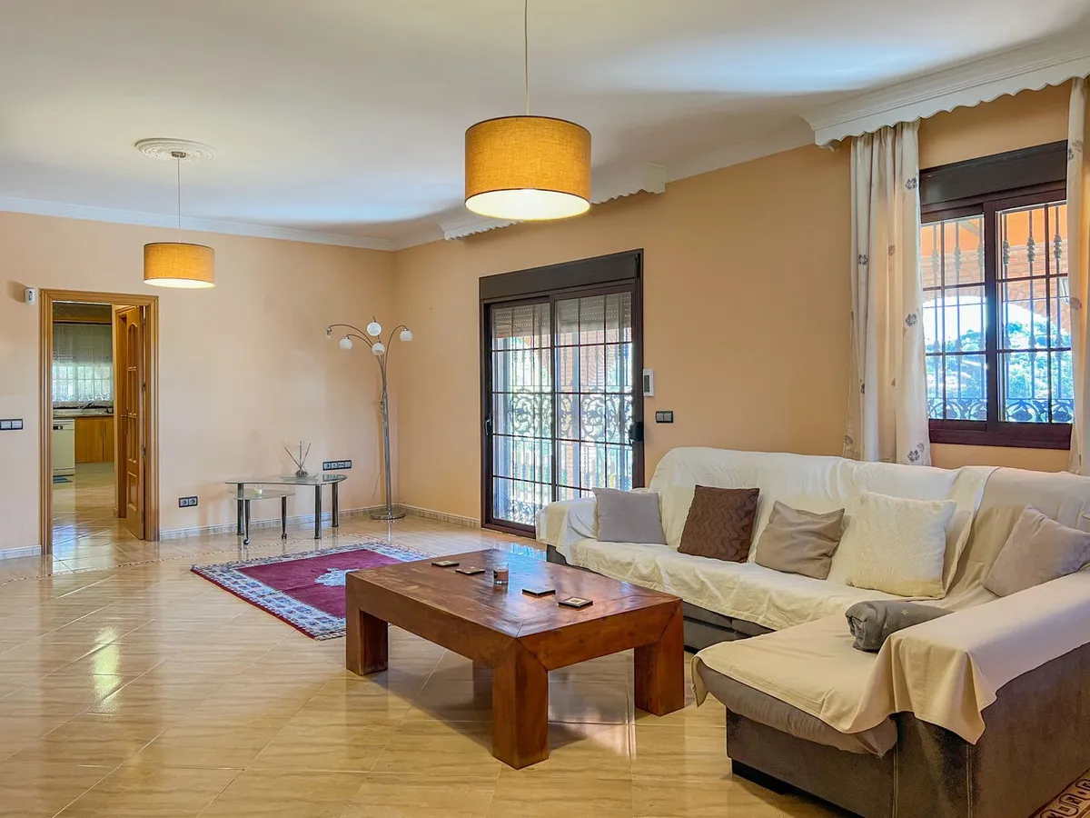 fc441fa3-0d9e-46d2-992f-b941cd01c0f7