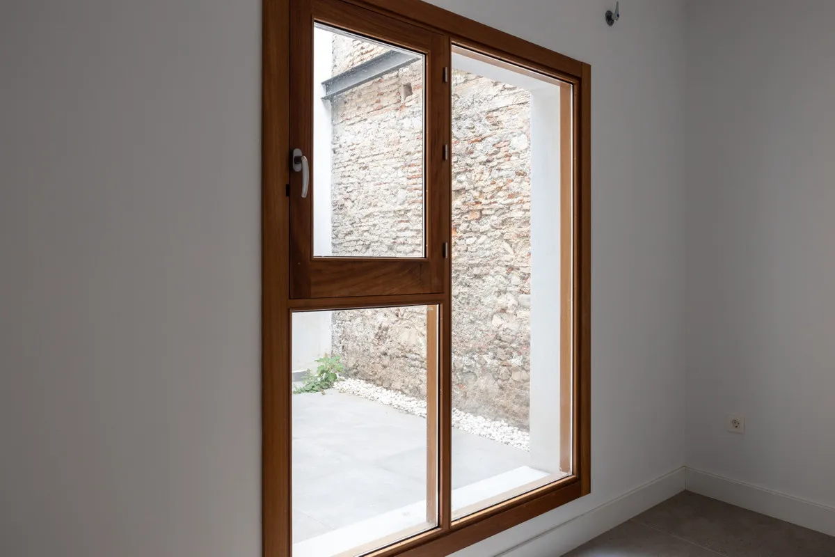 6c74973b-f1b0-4238-b925-681648a671a1