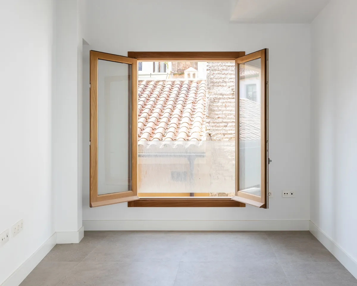 81c57076-c496-4d9c-825c-7f5ed39a3824