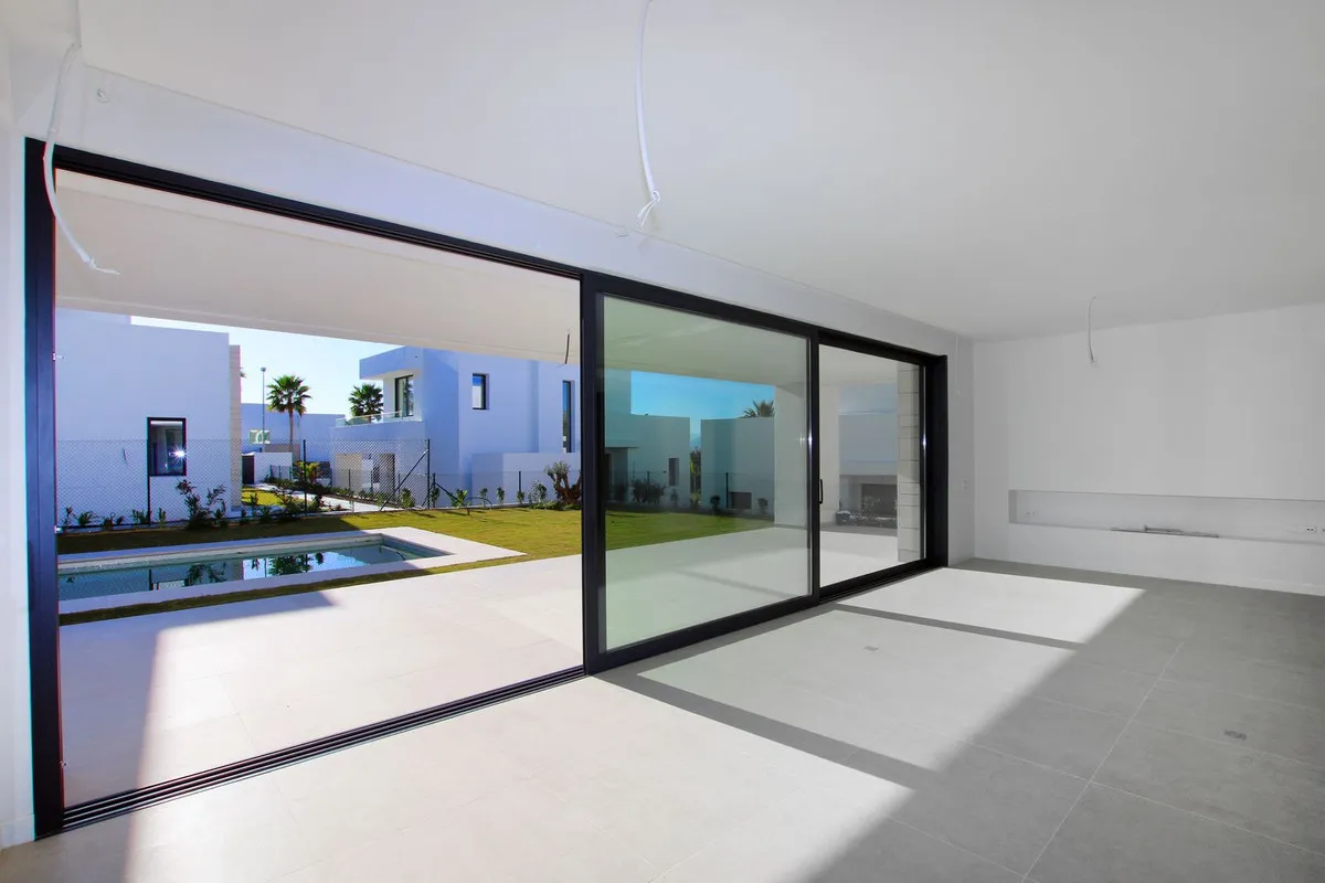 66ffa5f1-4274-48af-a361-566b03aba99d