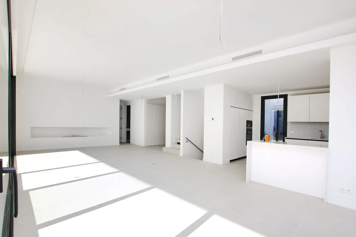 780e3c72-988f-4d91-870f-d2fa2656f9f2