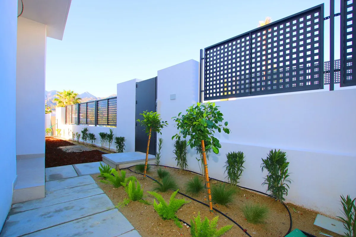 a1f3e1a9-cddb-4475-a11f-b0ad995d64ad