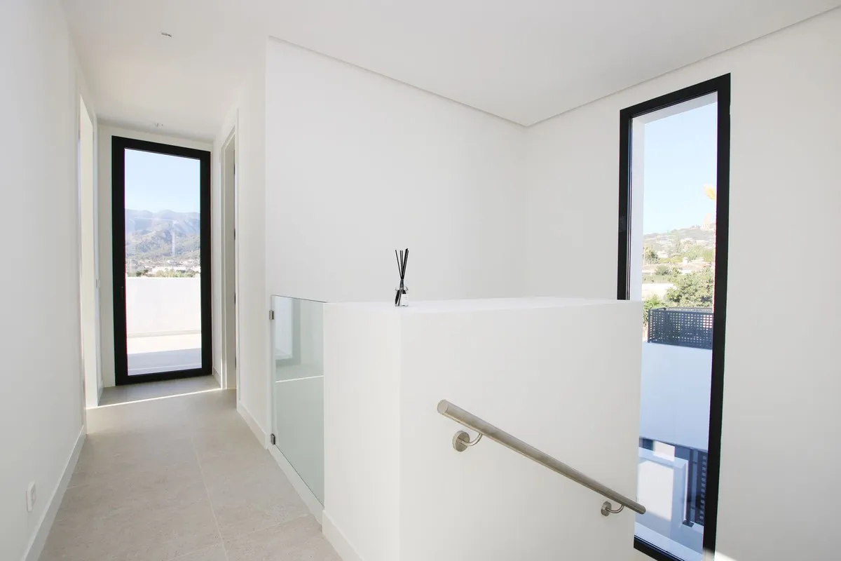 a83d5e63-4f7a-4157-96d7-3801105bd250