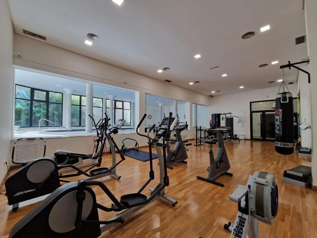 d9876d52-9a41-40f2-b742-4a86bae47607