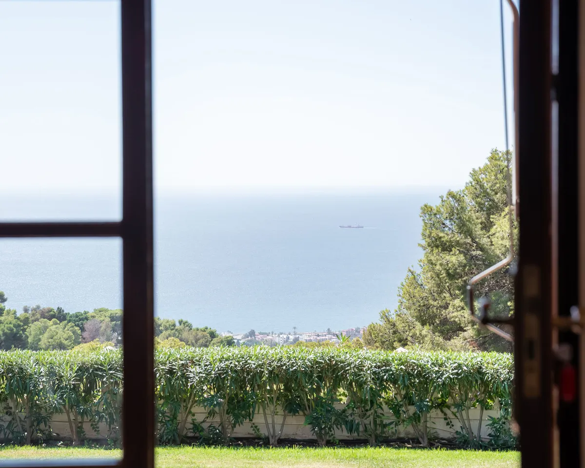 30957803-8d32-4b4c-9480-72fac28a1fda