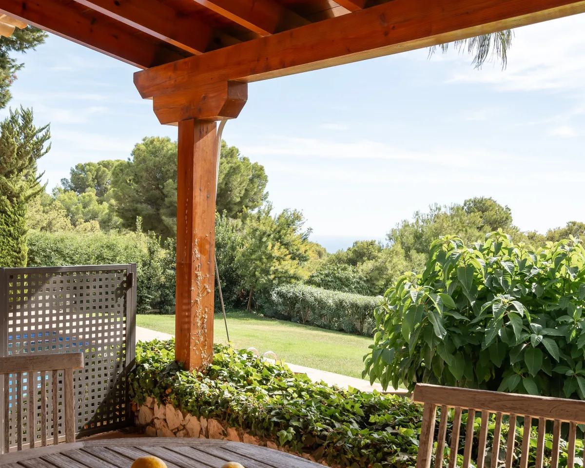 51d1095e-96e9-405a-8afc-1fb69e245dd0