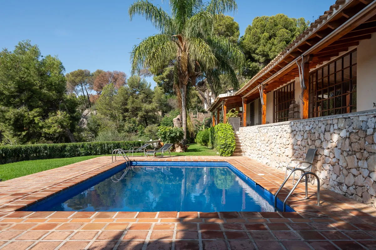 54cef893-d746-4a47-9e38-f0d48f433924