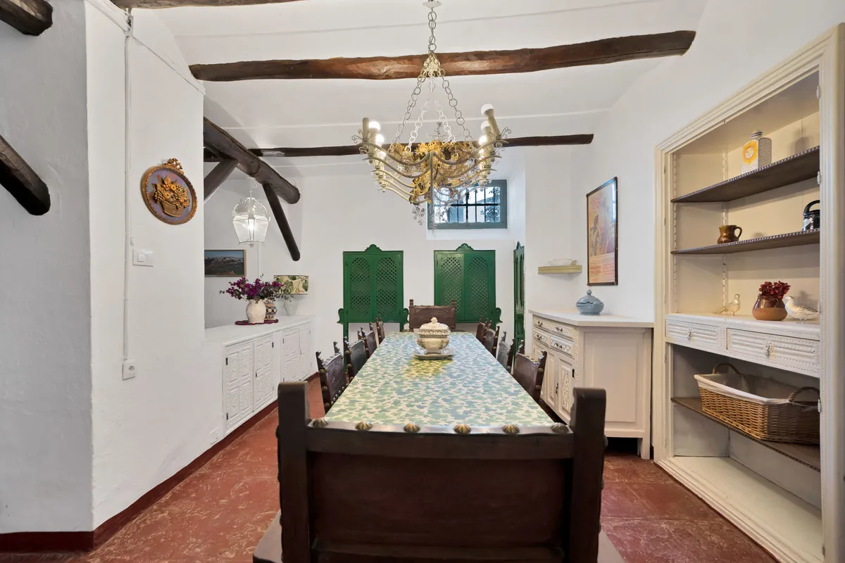 243e3ead-3a63-43d2-9fbe-556d1770ea30