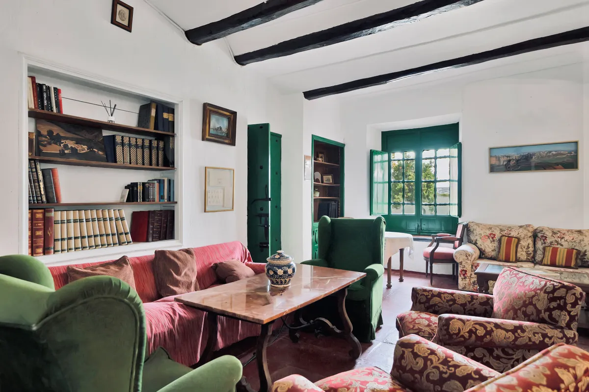 d60d436c-8bd8-46aa-8880-345fb69ff9d6