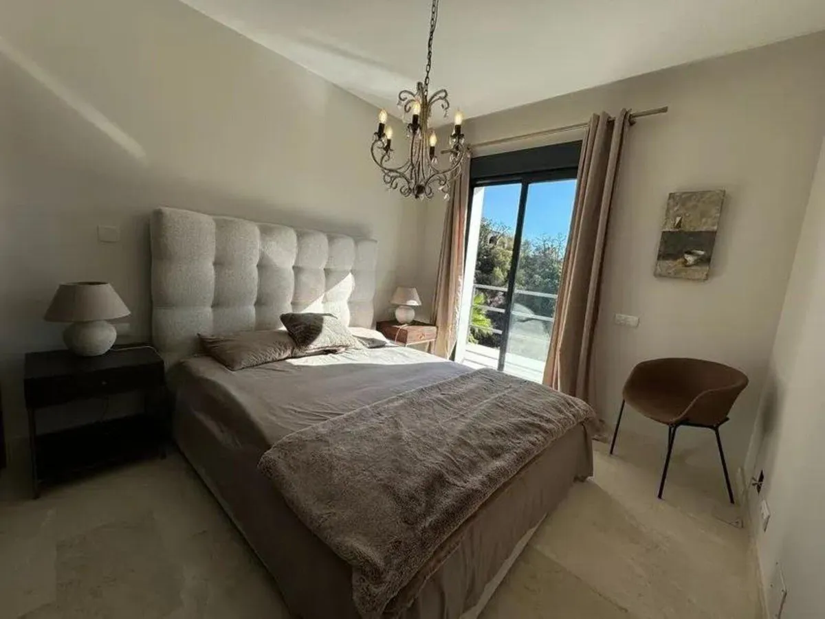 1bfc18a9-d0b2-4142-8f63-7d2fc0e54668