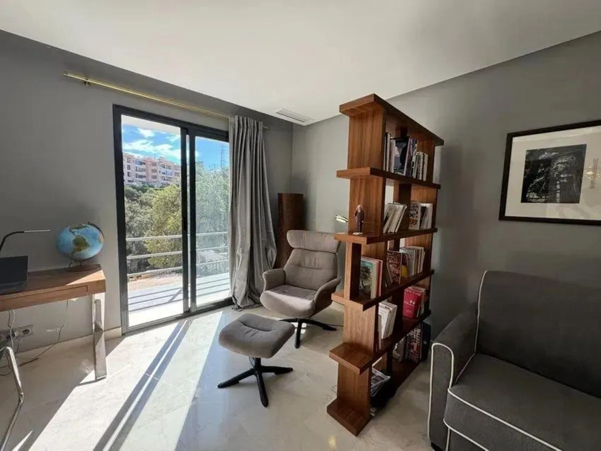 920ddad7-03ab-448c-bce9-55f1a1941f9e