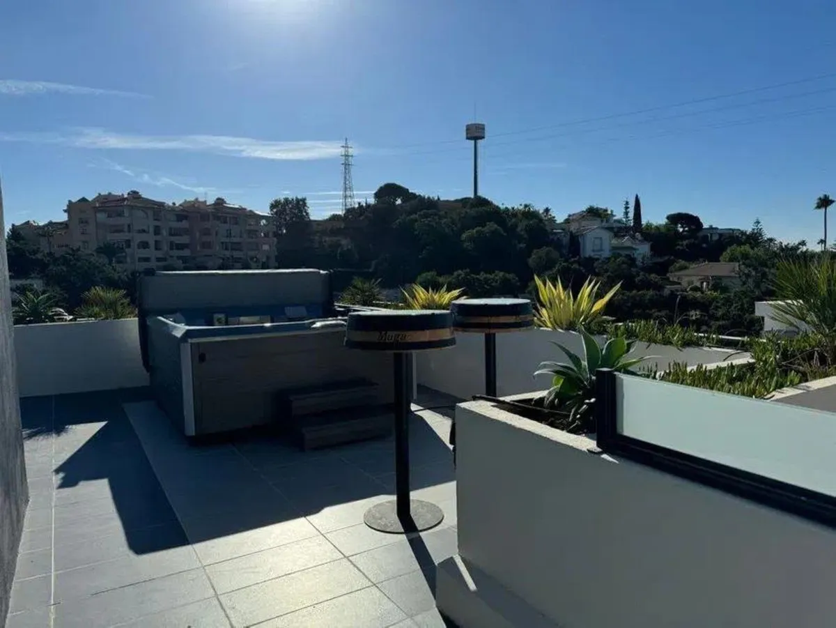 9ba1006b-6461-480f-8048-59df3690aa1a