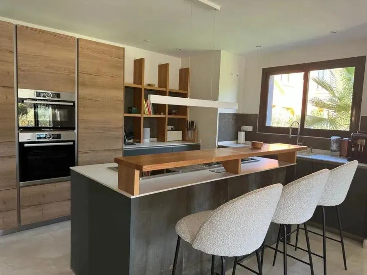 c9589619-3325-4399-bced-1973805c7cbf