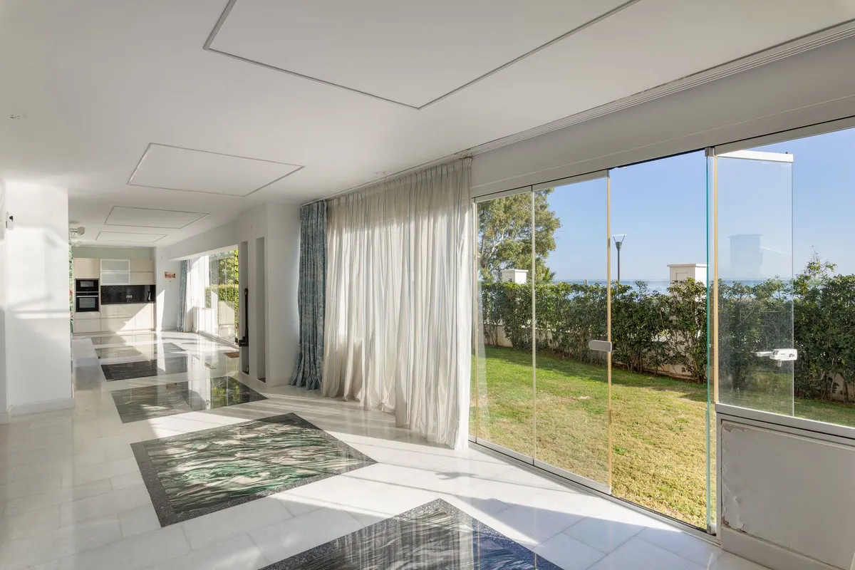 8e848c82-f0ad-42df-b5c1-3270378679ea