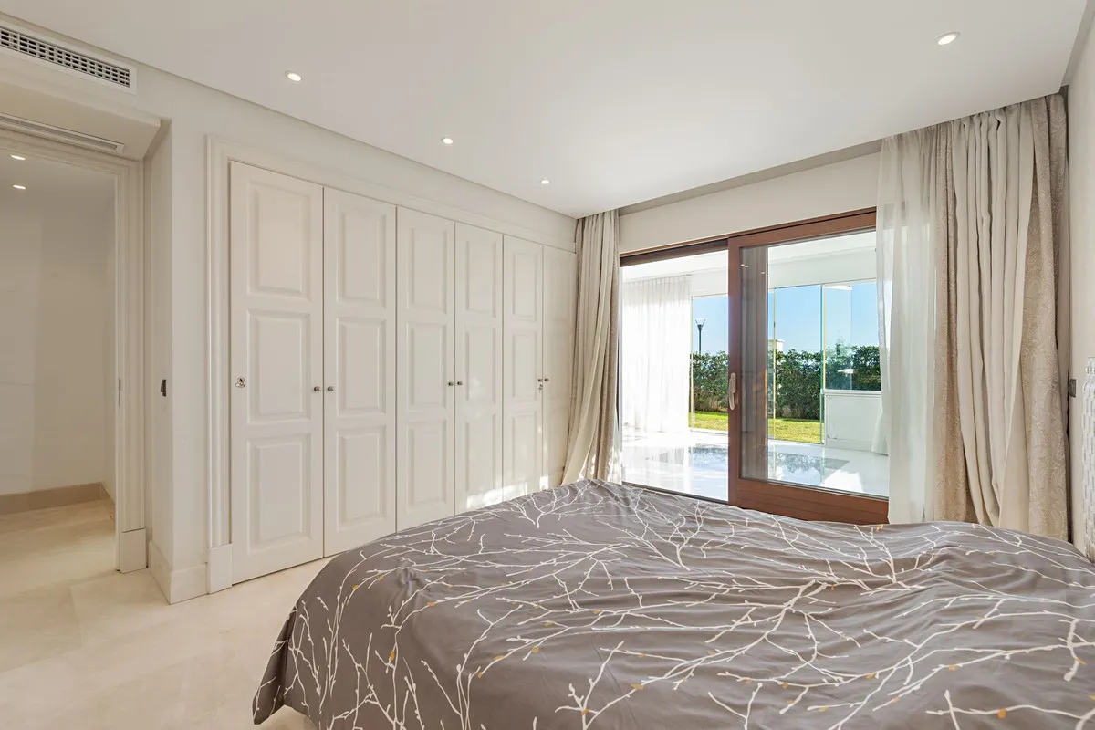 baa54aab-d762-43a4-974c-47af99fbc1d6