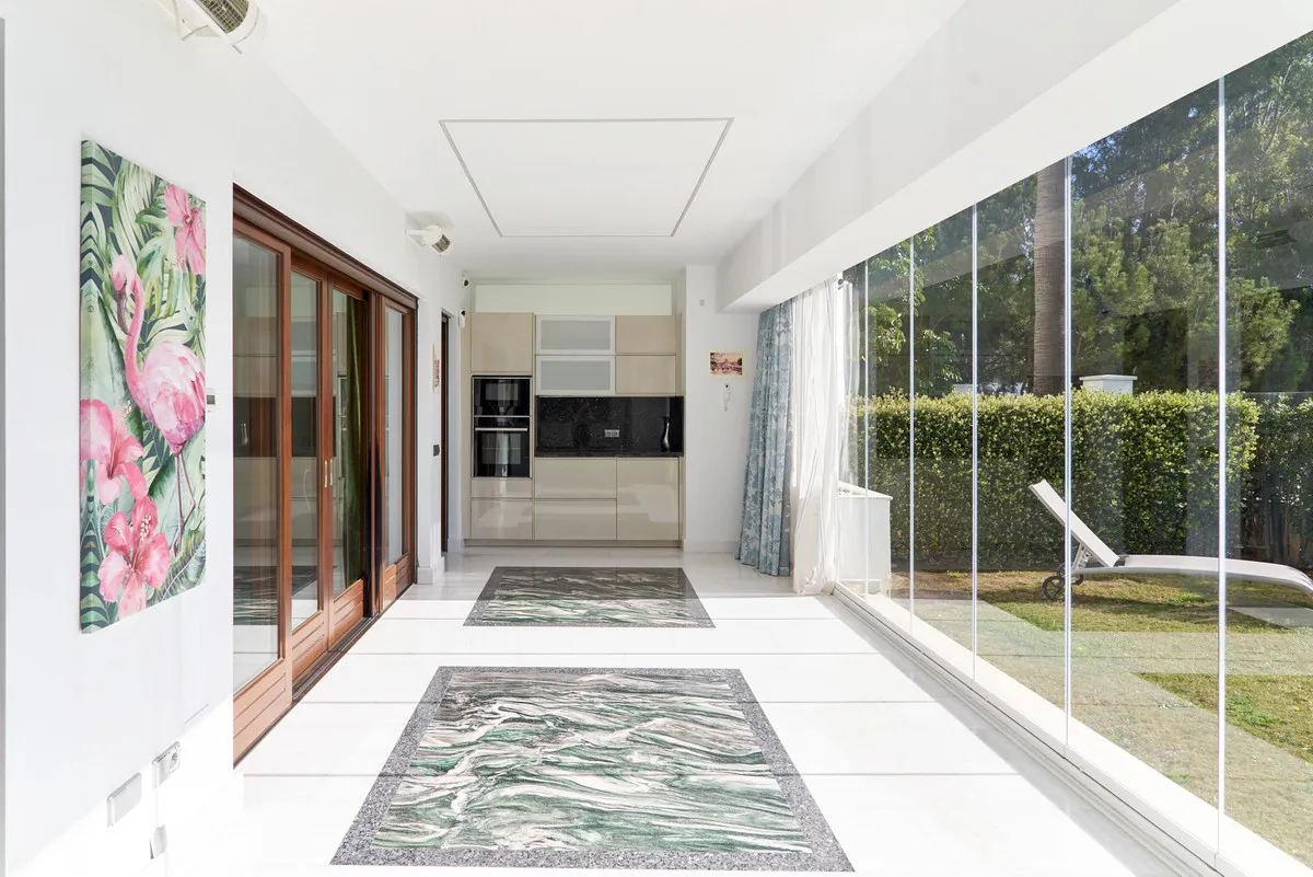 ffd332e3-1c35-4448-abe0-6cf0a2d9f26c