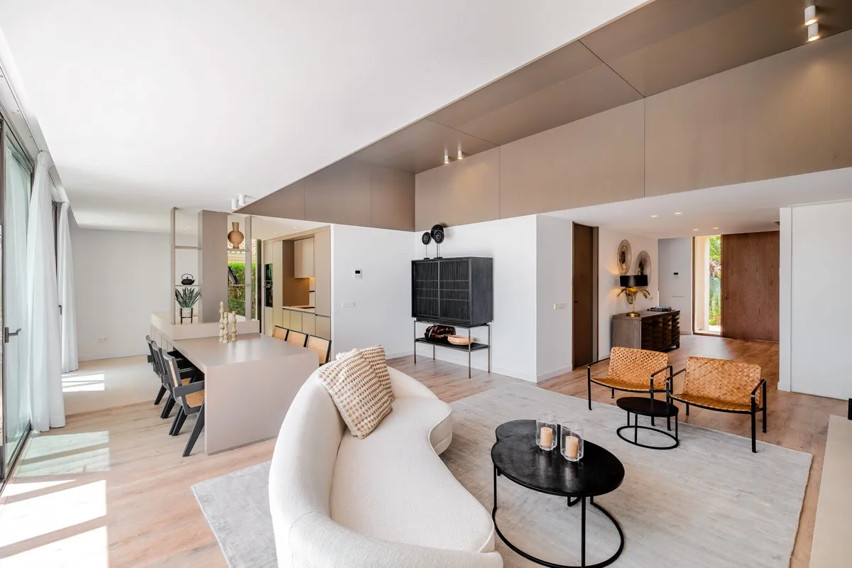 c3ae3ab4-d260-402c-83e6-2767afa2a39e