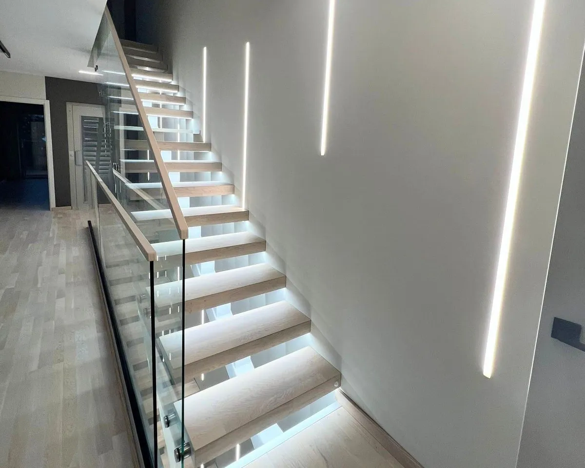 98ed048e-0596-4cdf-8aab-709395bb5700