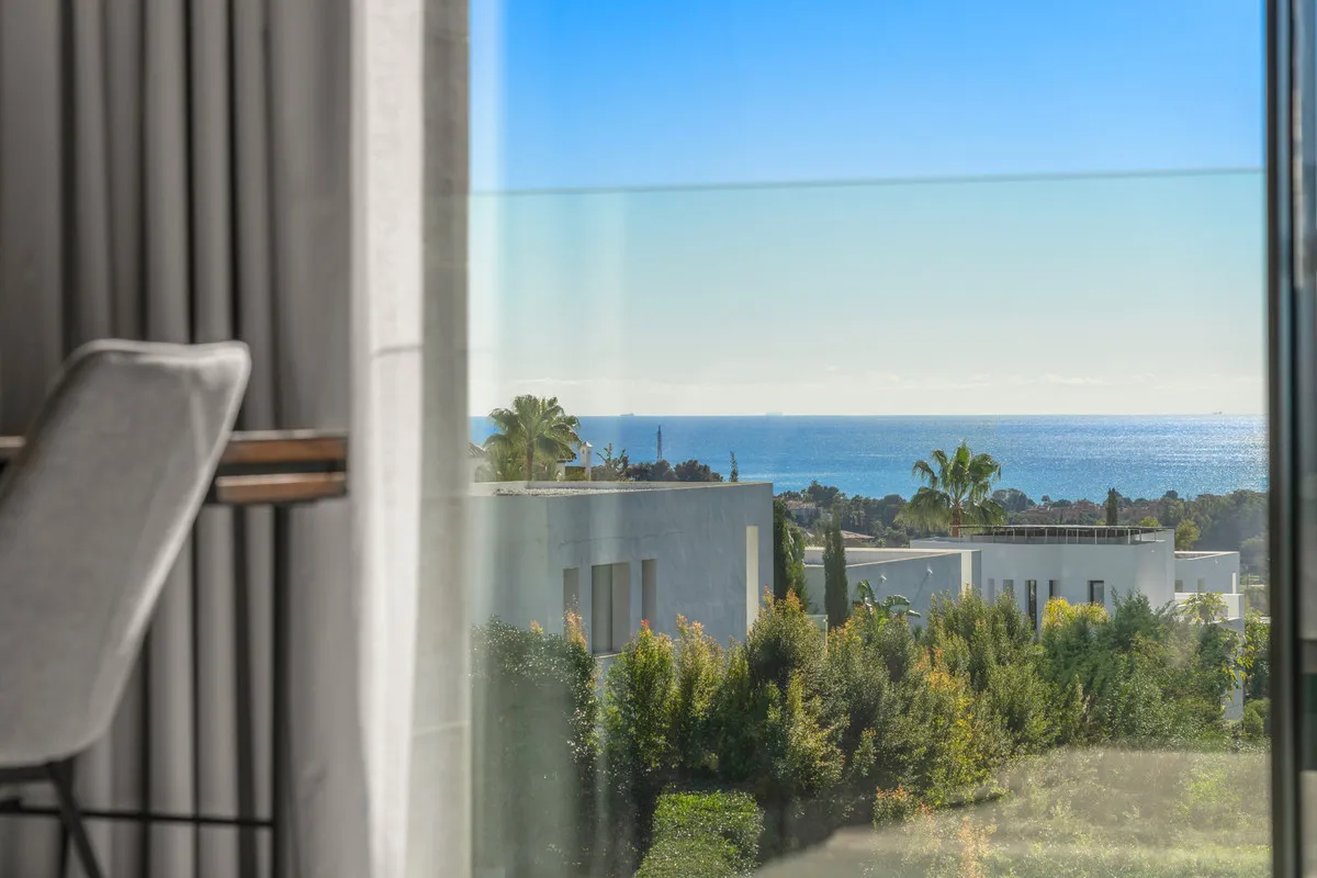 3ef99406-1666-45f9-9ffd-31d52c954f9d