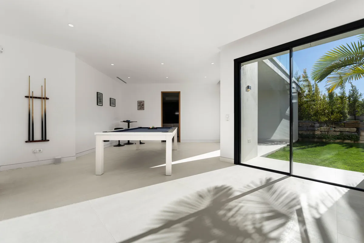 51bac1e3-ccc4-455f-a35c-d593d65bb271