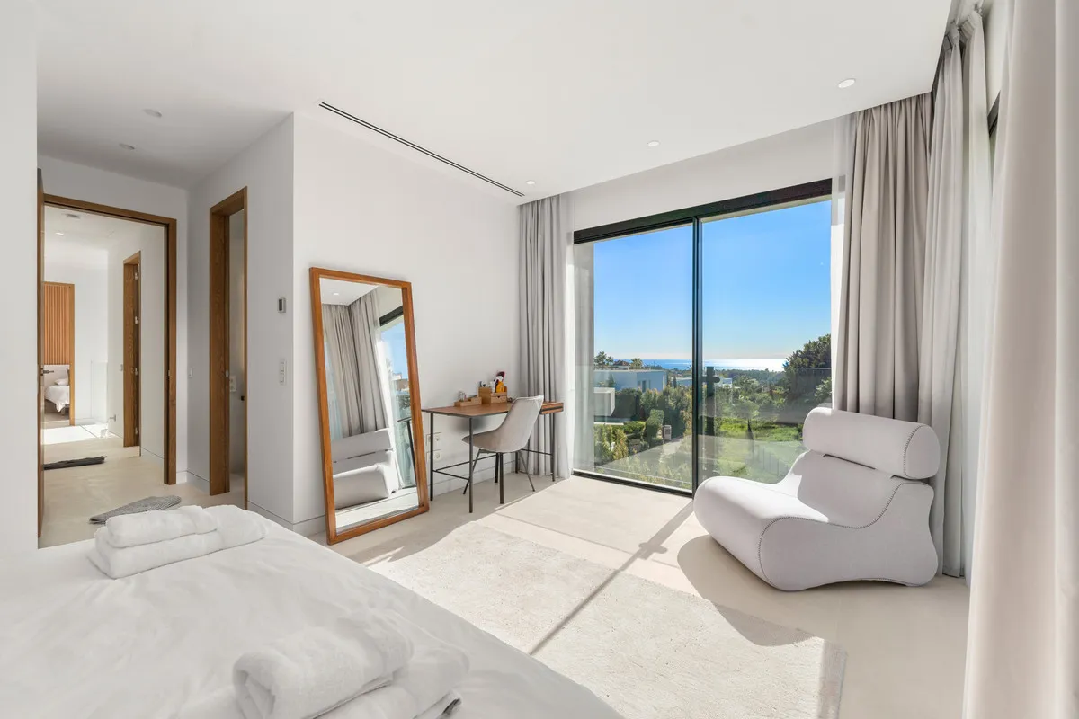 6551060d-53bf-4bda-80c7-092f5d24f790