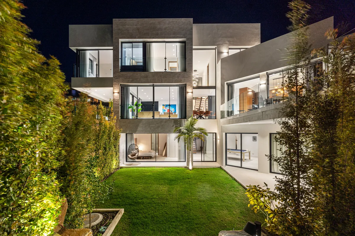 89cca7ad-b1a5-4e37-8c0e-cdf482c979c6