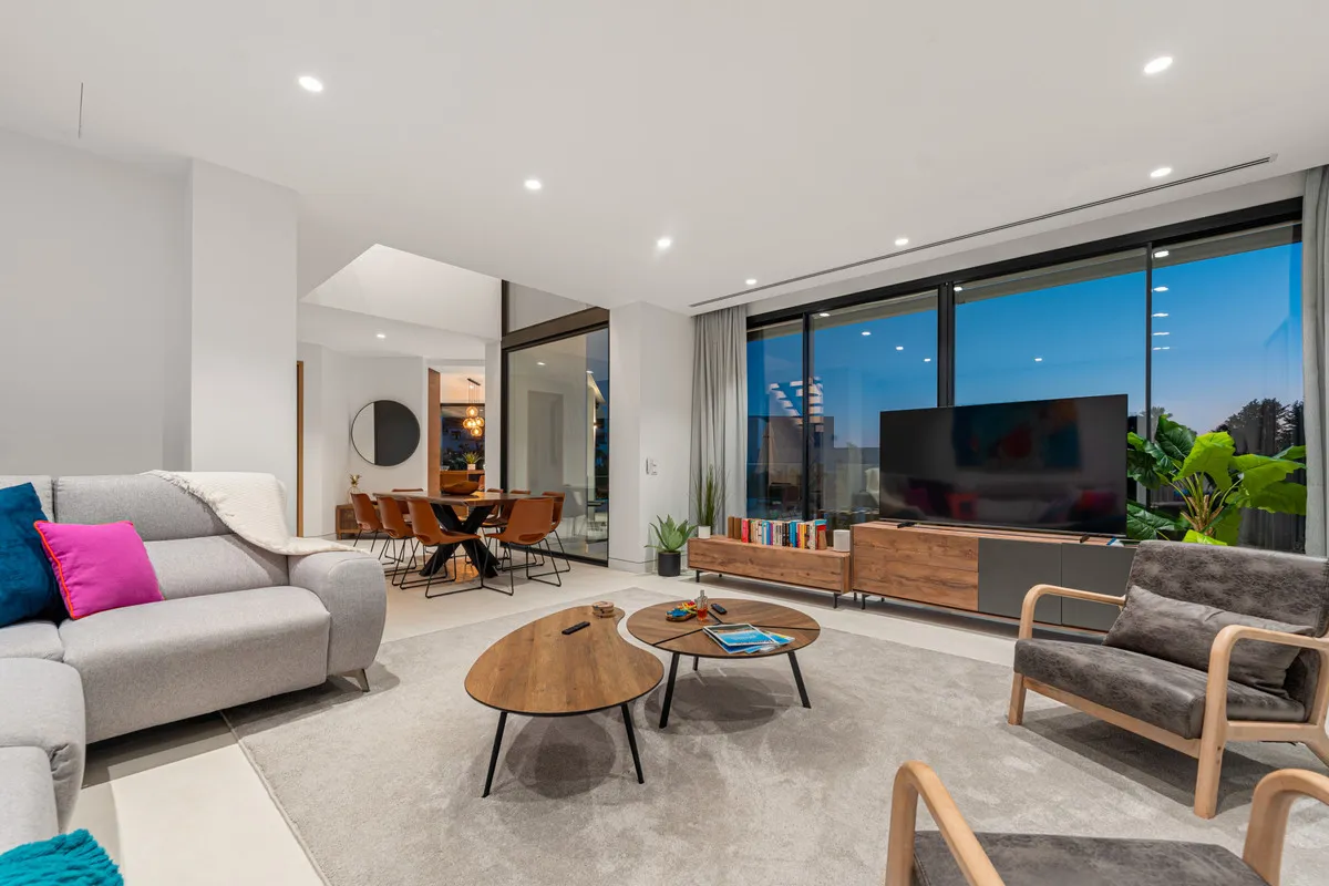 8d67f649-e967-40f6-81e7-4d153679b6f4