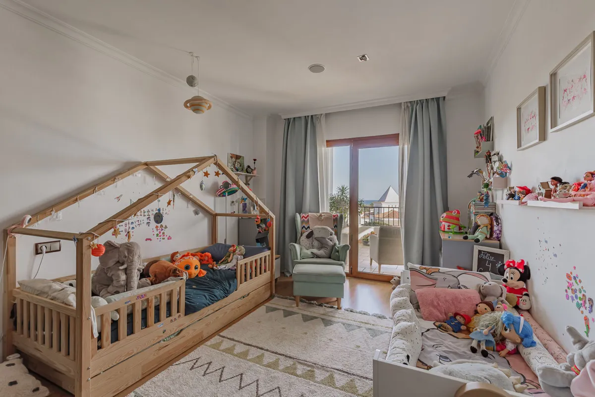 87ba8d65-8a12-4090-8171-4641c7899c03